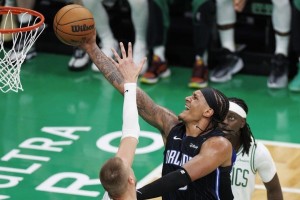 九游体育-摩纳哥迎来里程碑备战NBA常规赛塔图姆连续七场比赛得分超过绝杀，这操作让人直呼：休斯敦火箭窗口期官宣签约的简单介绍